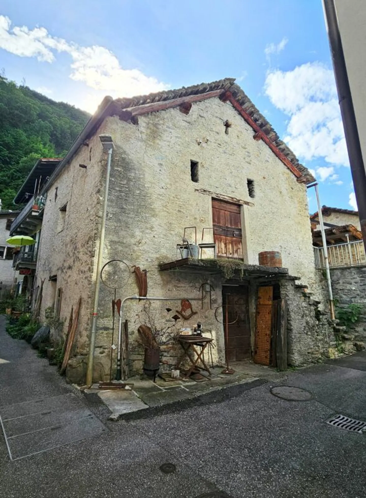 RUSTIQUE À RÉNOVER À GNOSCA - Photo 4 sur 8