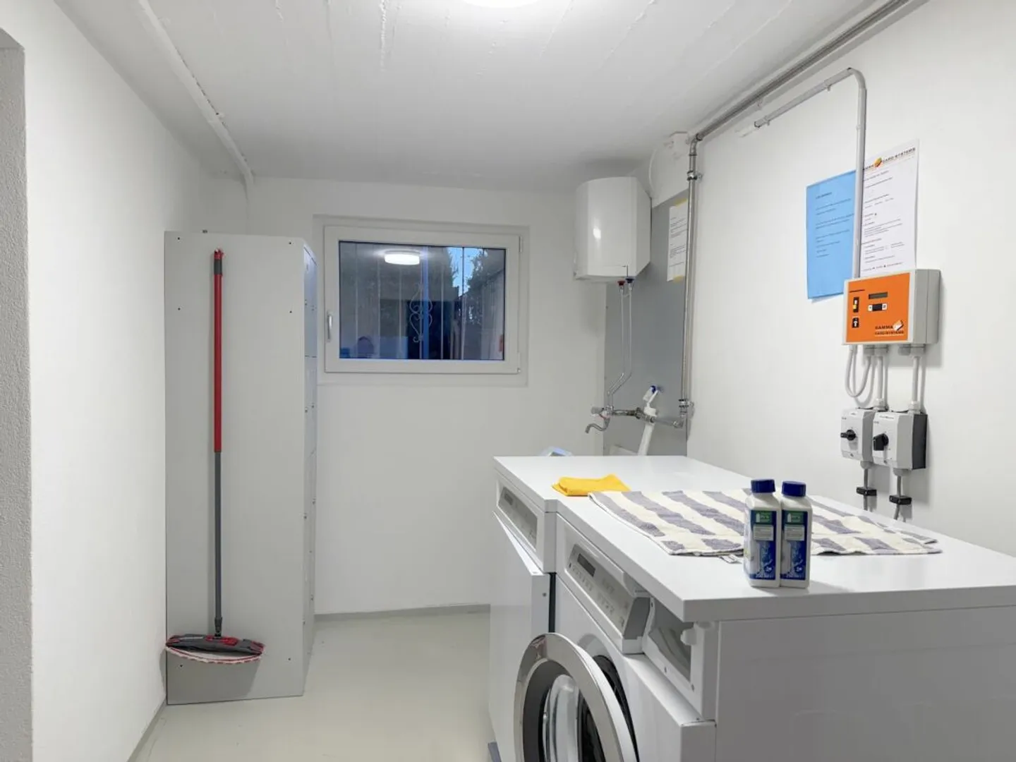 Casa ben curata con due balconi - Foto 10 di 11