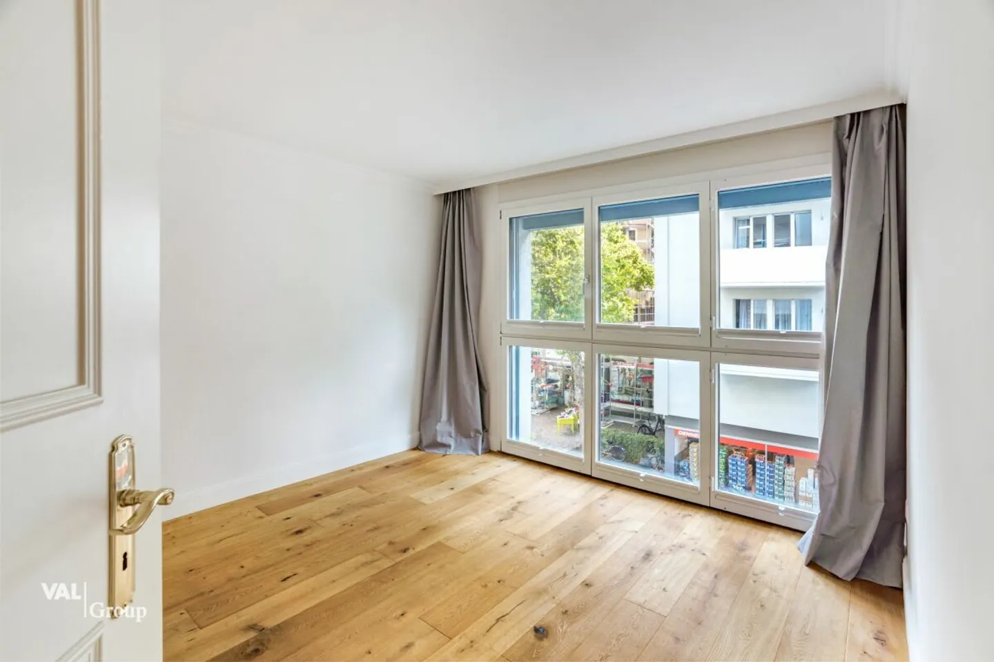 Stylish 4.5-room apartment with private sauna - Photo 9 of 12