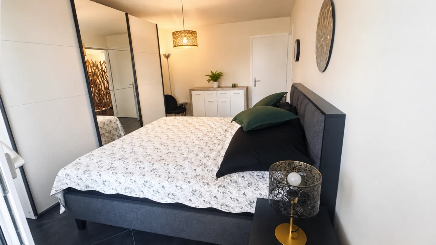 Exceptional 2.5-room apartment with panoramic lake view - Montreux - Photo 8 of 13