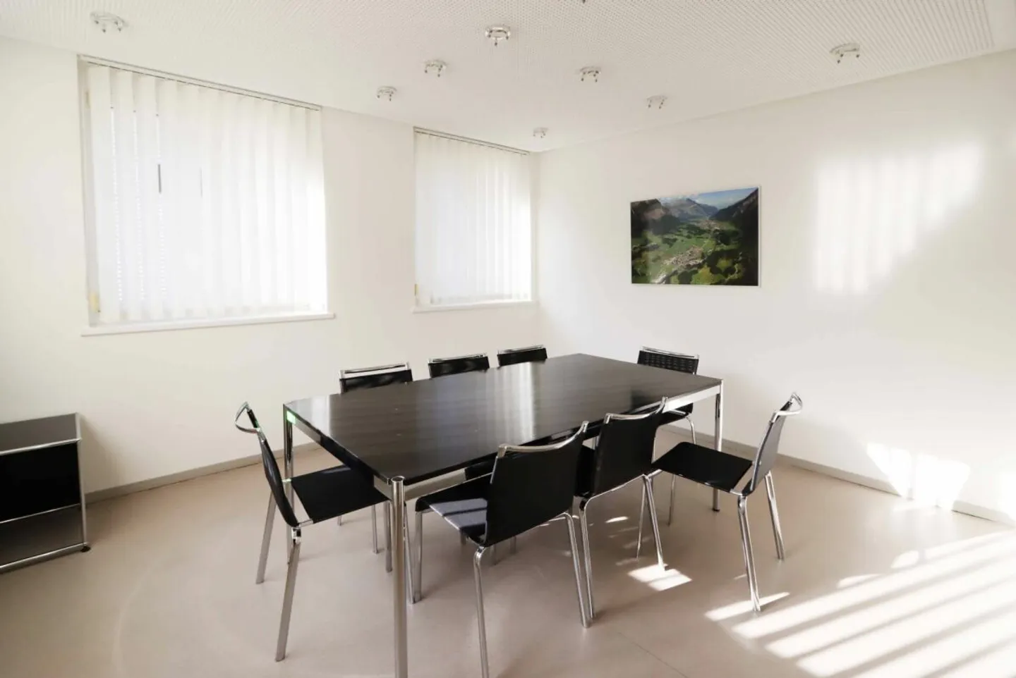 Edificio industriale e commerciale Sud a Mitlödi GL - Foto 8 di 12