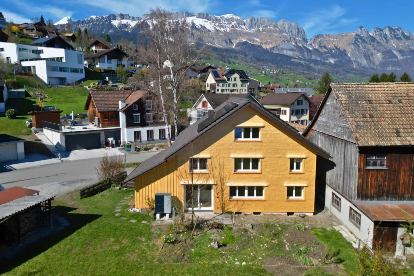 Charmantes Einfamilienhaus - Foto 3 von 13