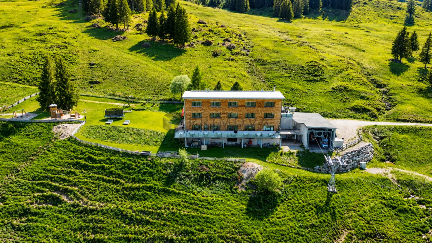 Hôtel de montagne Schönhalden avec son propre téléphérique - Photo 1 sur 13