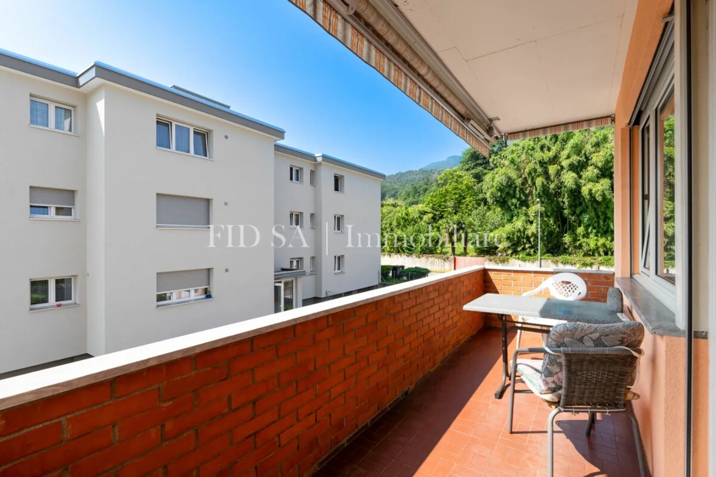 Appartamento spazioso a Losone - Foto 3 di 10