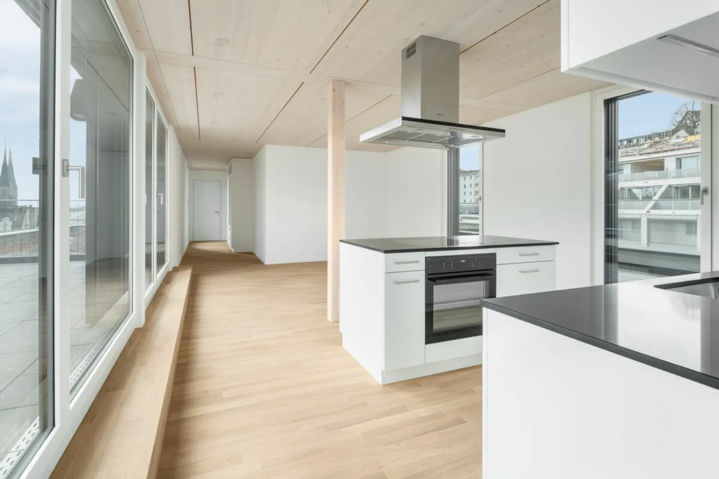 Appartement penthouse exclusif avec une vue magnifique sur la ville de Lucerne - Photo 3 sur 12