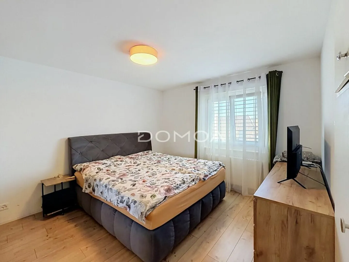 Bel appartement rénové de 4,5 pièces - Foto 6 von 13