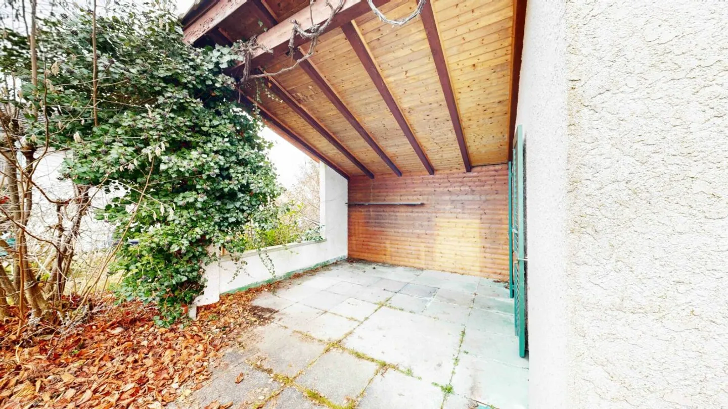 Freistehendes Einfamilienhaus mit Potenzial - Foto 10 di 11