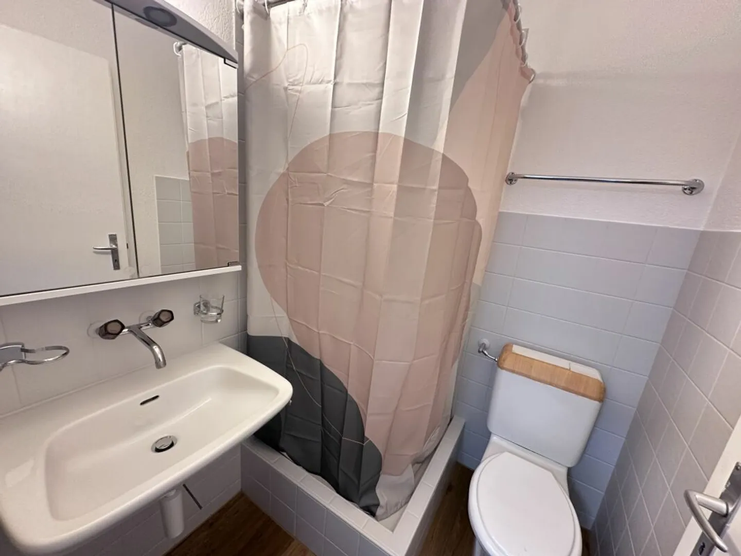 2 x 1.5 Stanze Appartamento - Foto 3 di 9