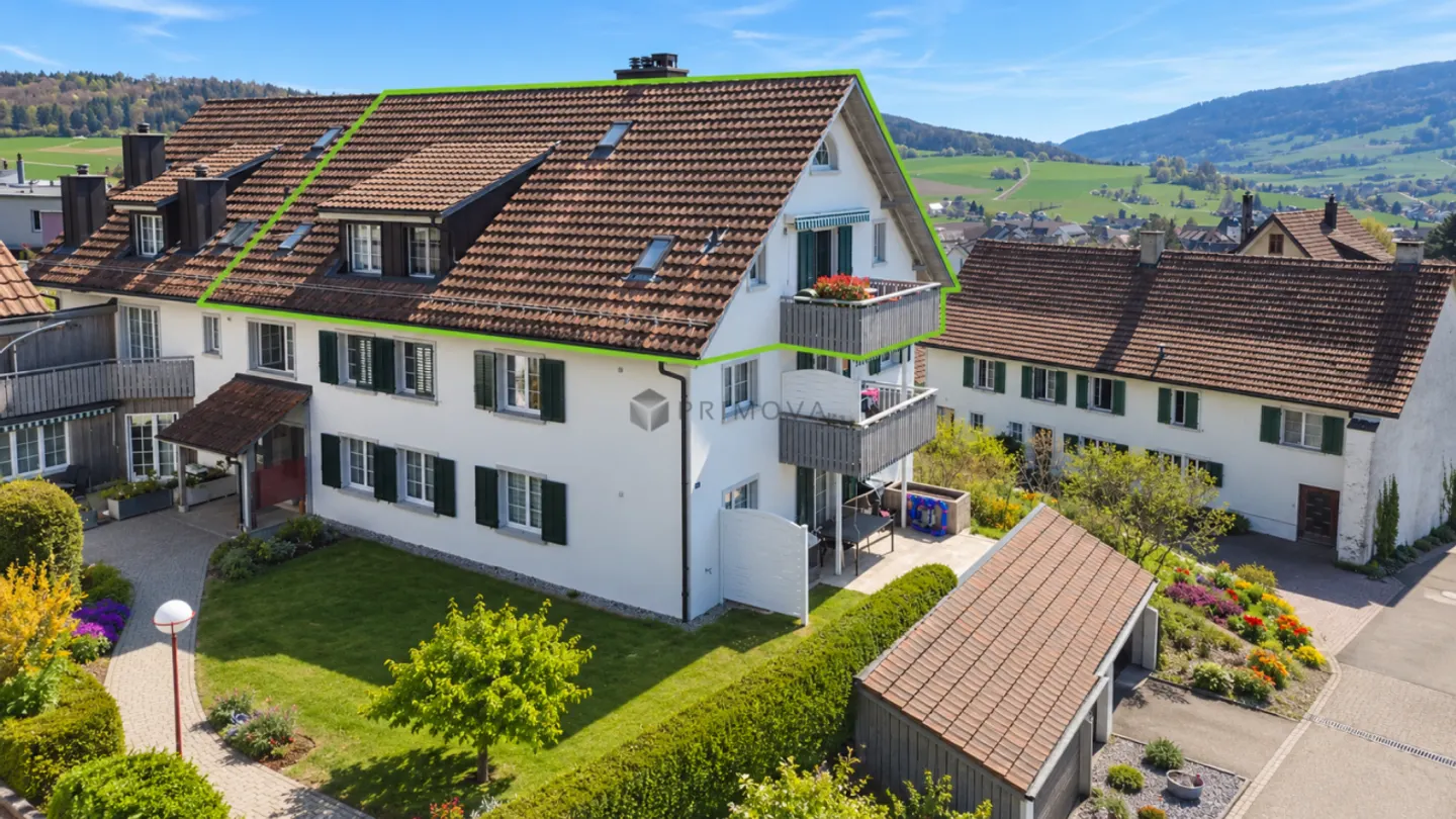 At the top. Very special. Living with a view of the Wehn and Surb valleys - Photo 1 of 13
