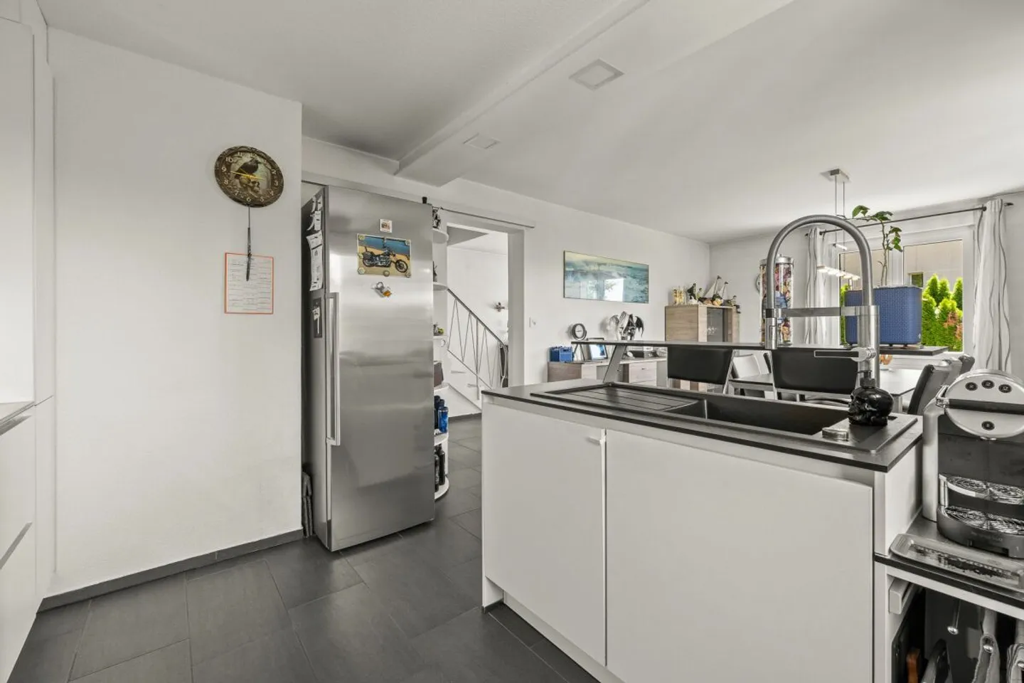 SPACIOUS LIVING IN A QUIET ENVIRONMENT - Photo 6 of 12