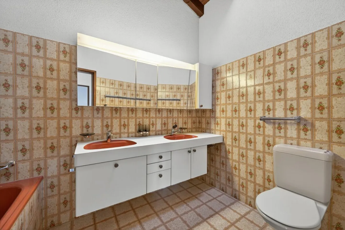 PANORAMA HARMONIE: 5.5 Room Corner House in Preferred Location - Photo 12 of 13