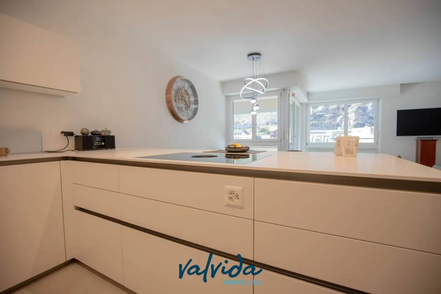 Appartement moderne avec vue sur les montagnes - Photo 4 sur 12