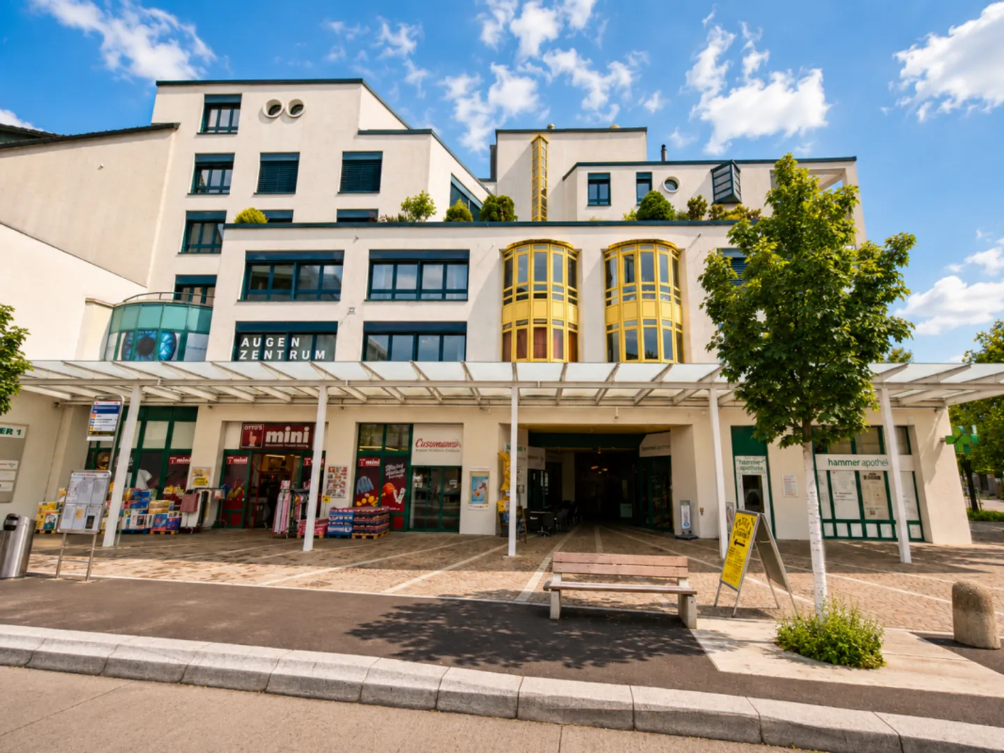 8.8% Yield Hit! Fully Leased Commercial Property in the Center of Olten for Sale - Photo 2 of 13