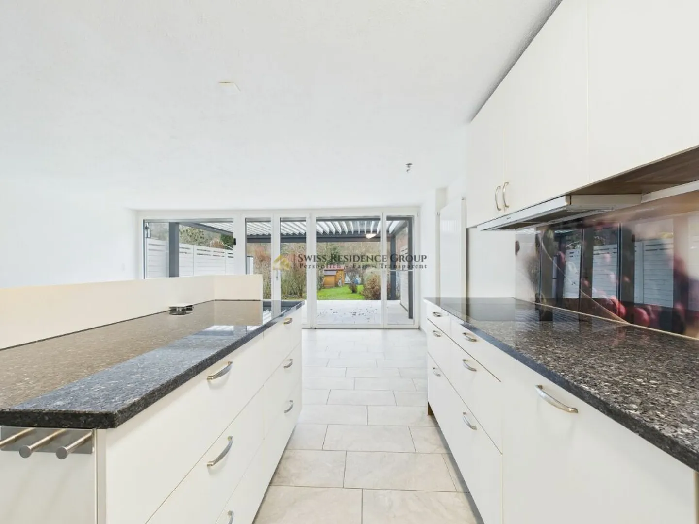 Modernes 5.5-Zimmer-Reiheneinfamilienhaus mit exklusivem Gartenjuwel - Foto 6 von 13