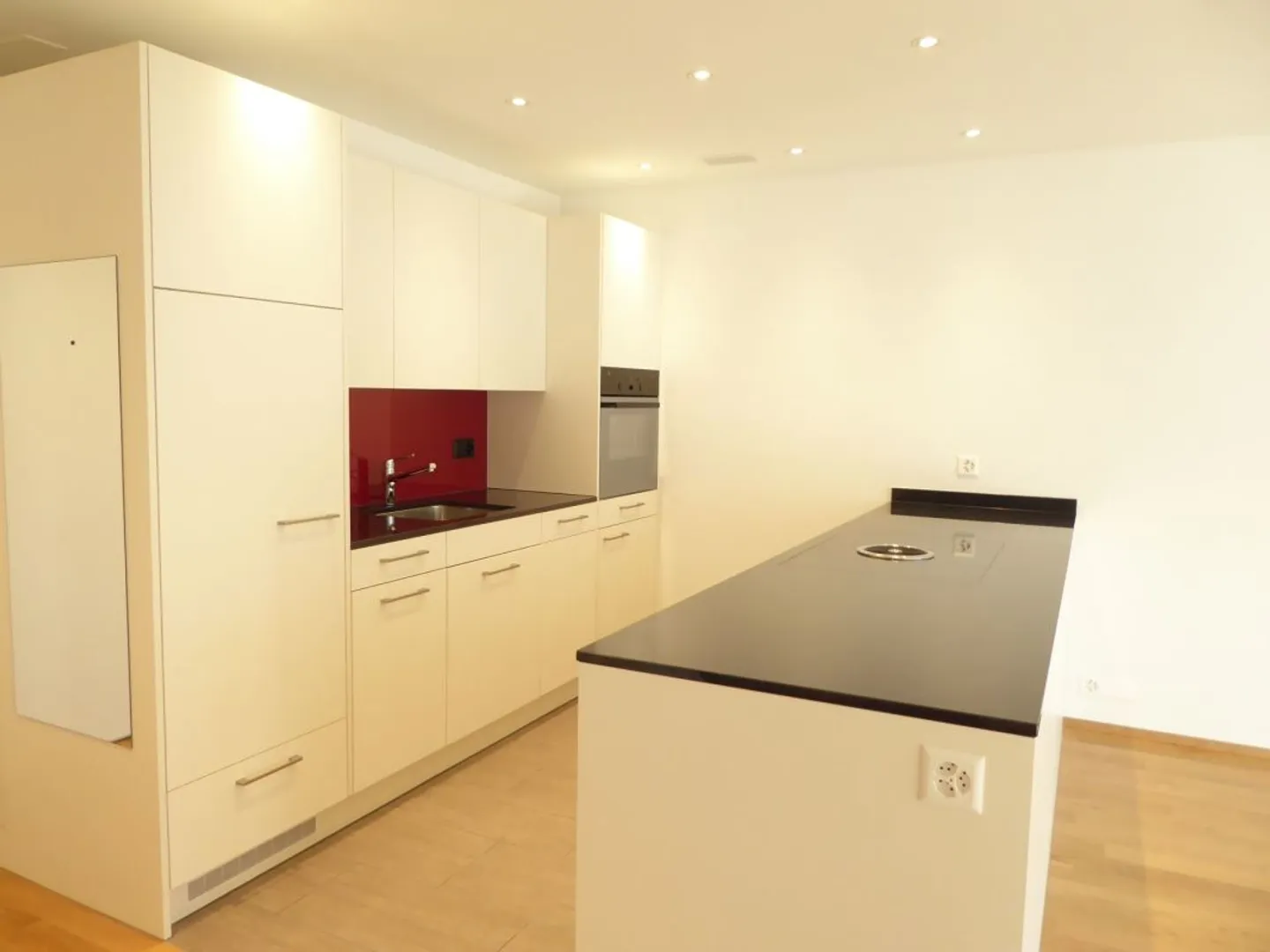 neuwertige 2.5-Zimmer-Wohnung in Walenstadt - Photo 3 of 12