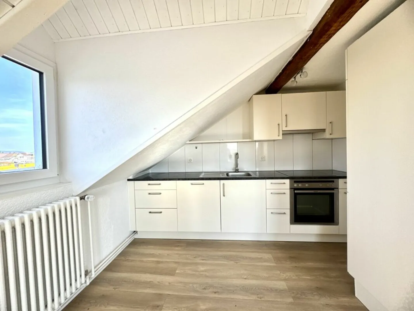 3.5 Room Attic Apartment - Photo 2 of 13