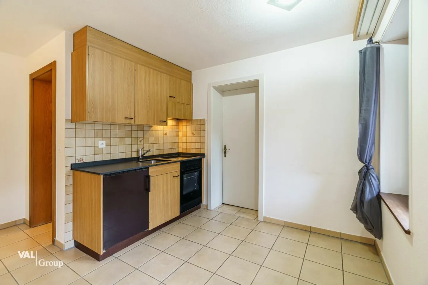 Studio in una posizione centrale a Visp - Foto 3 di 12