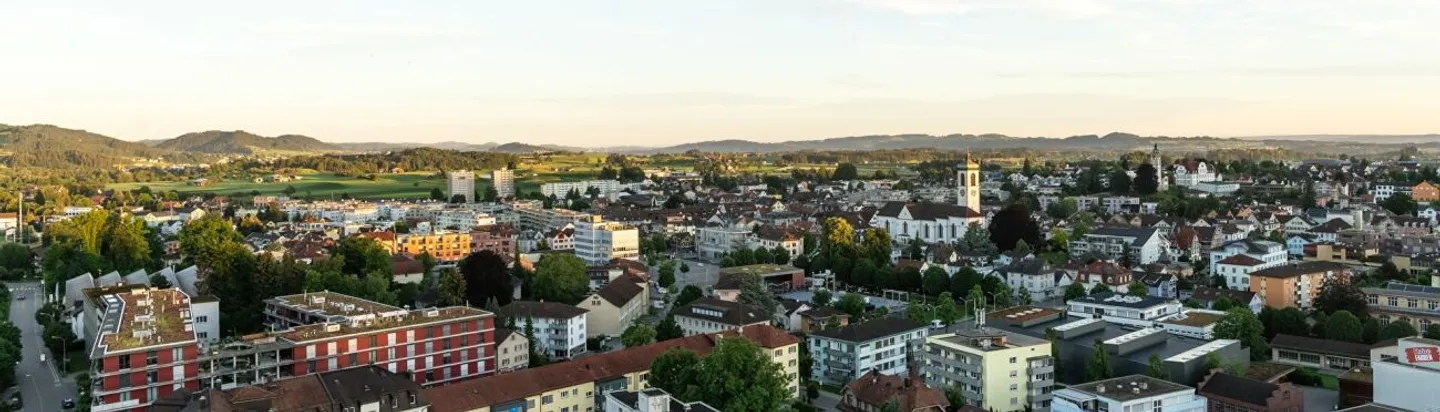 Mehrfamilienhaus in zentraler Lage - Foto 1 von 1