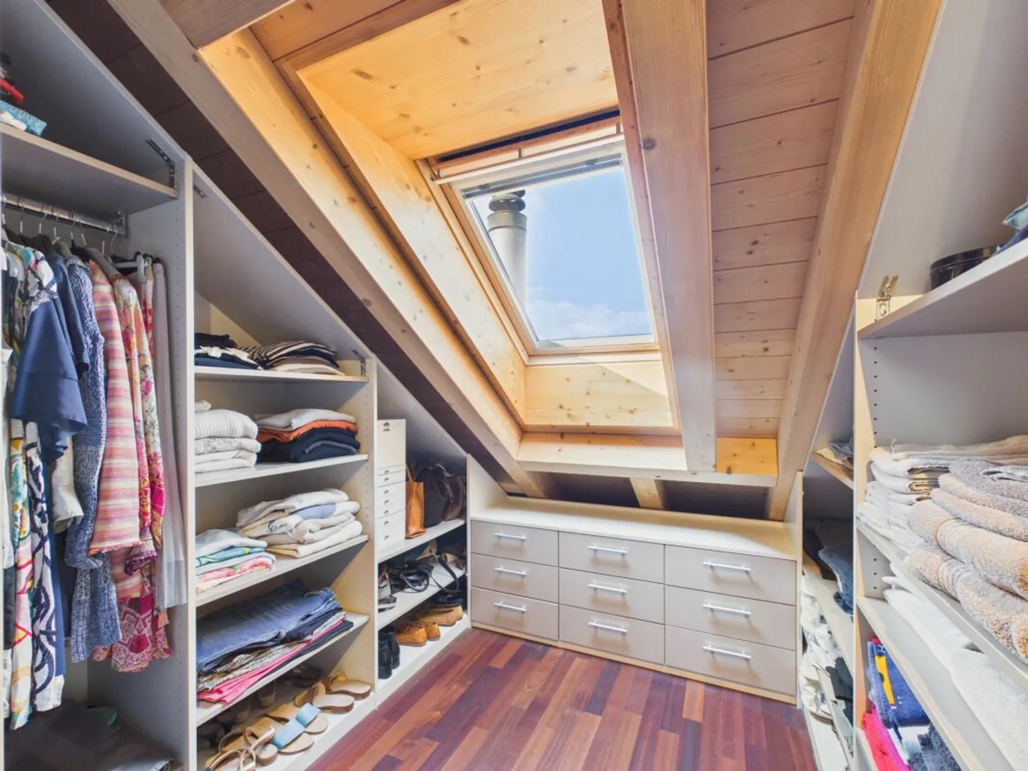 Casa unifamiliare indipendente in posizione tranquilla con vista fantastica - Foto 10 di 13