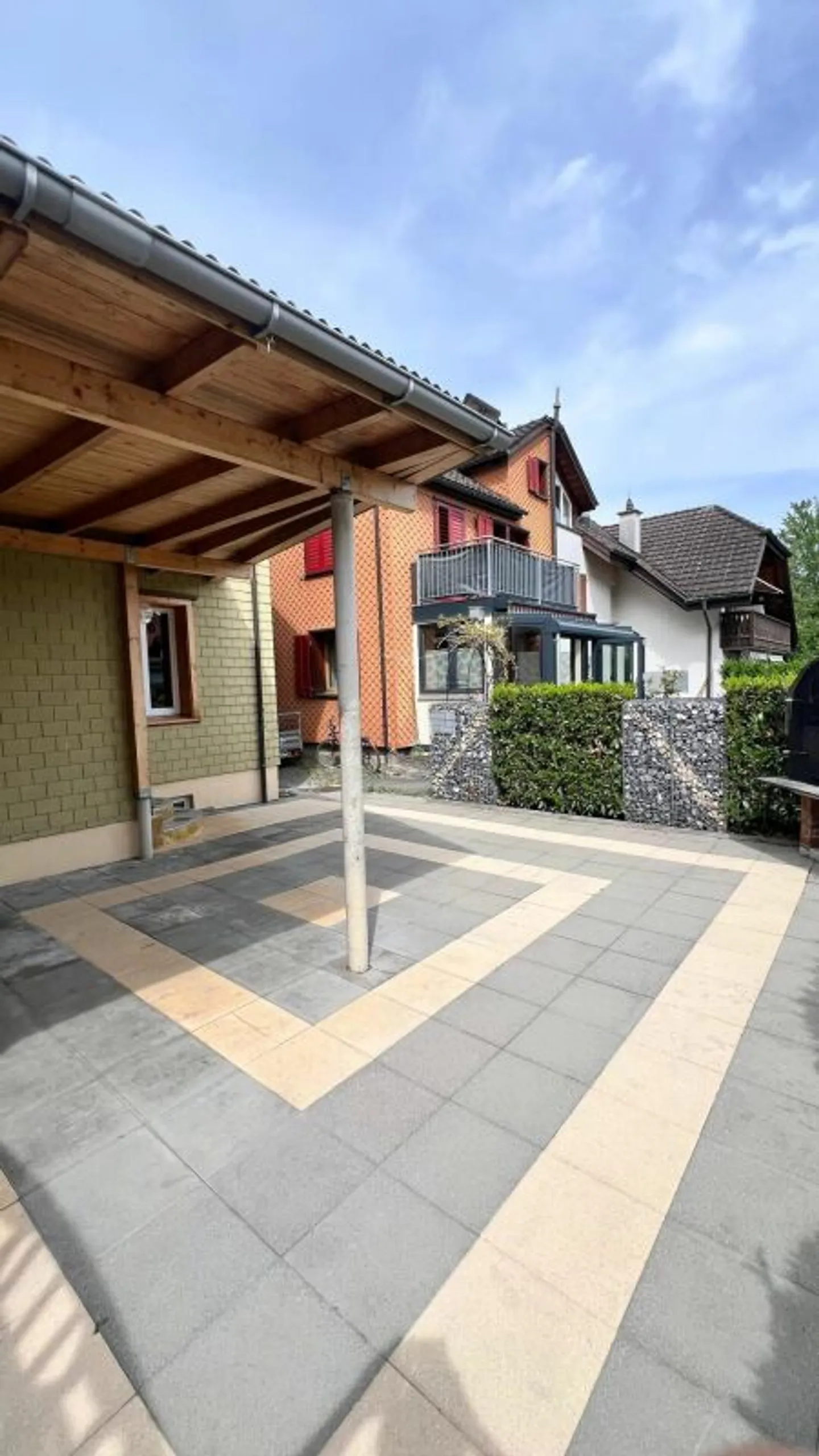 Renovated 5 ½-room terraced family house in a quiet, child-friendly location - Photo 12 of 12