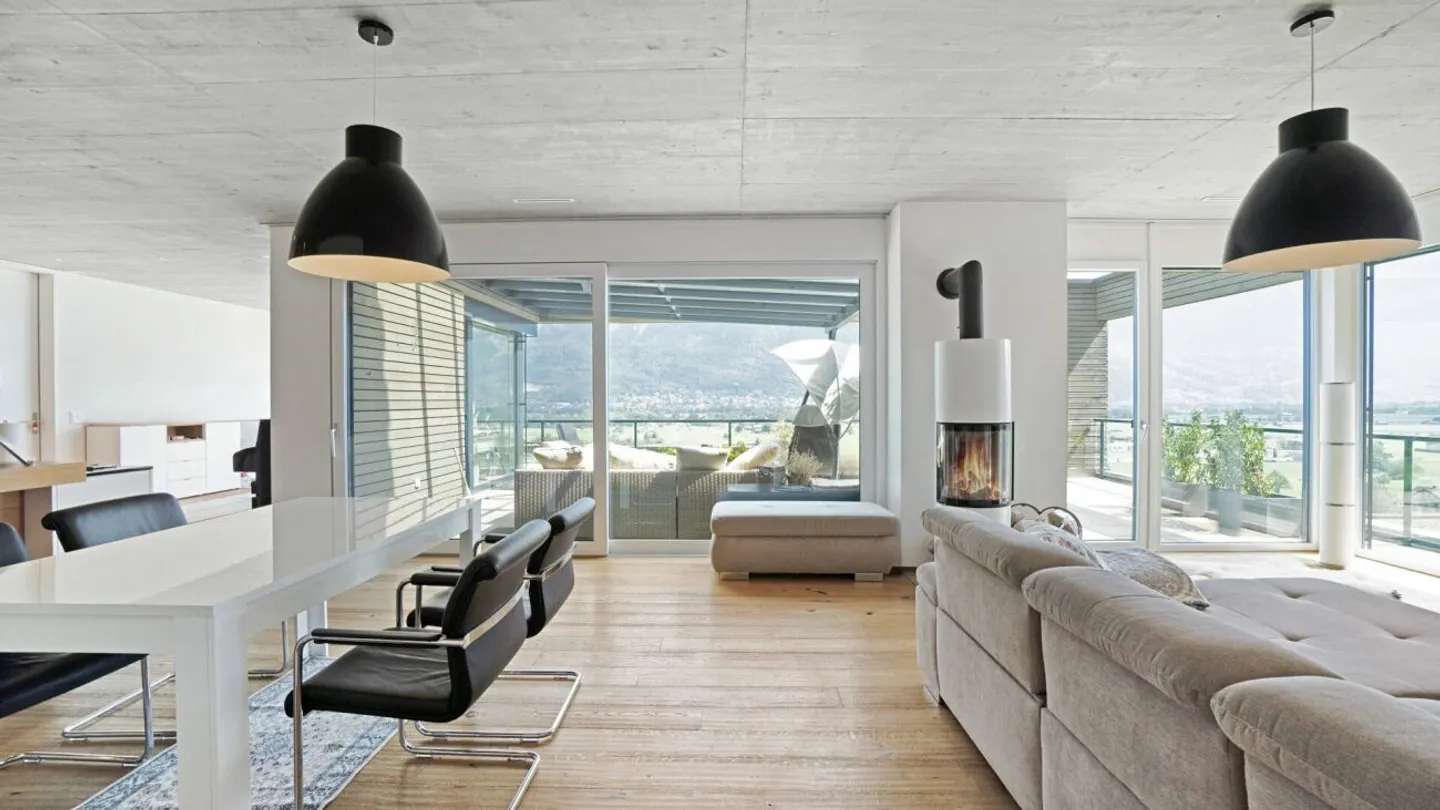 Geräumige Wohnung mit traumhaftem Ausblick - Foto 4 von 13
