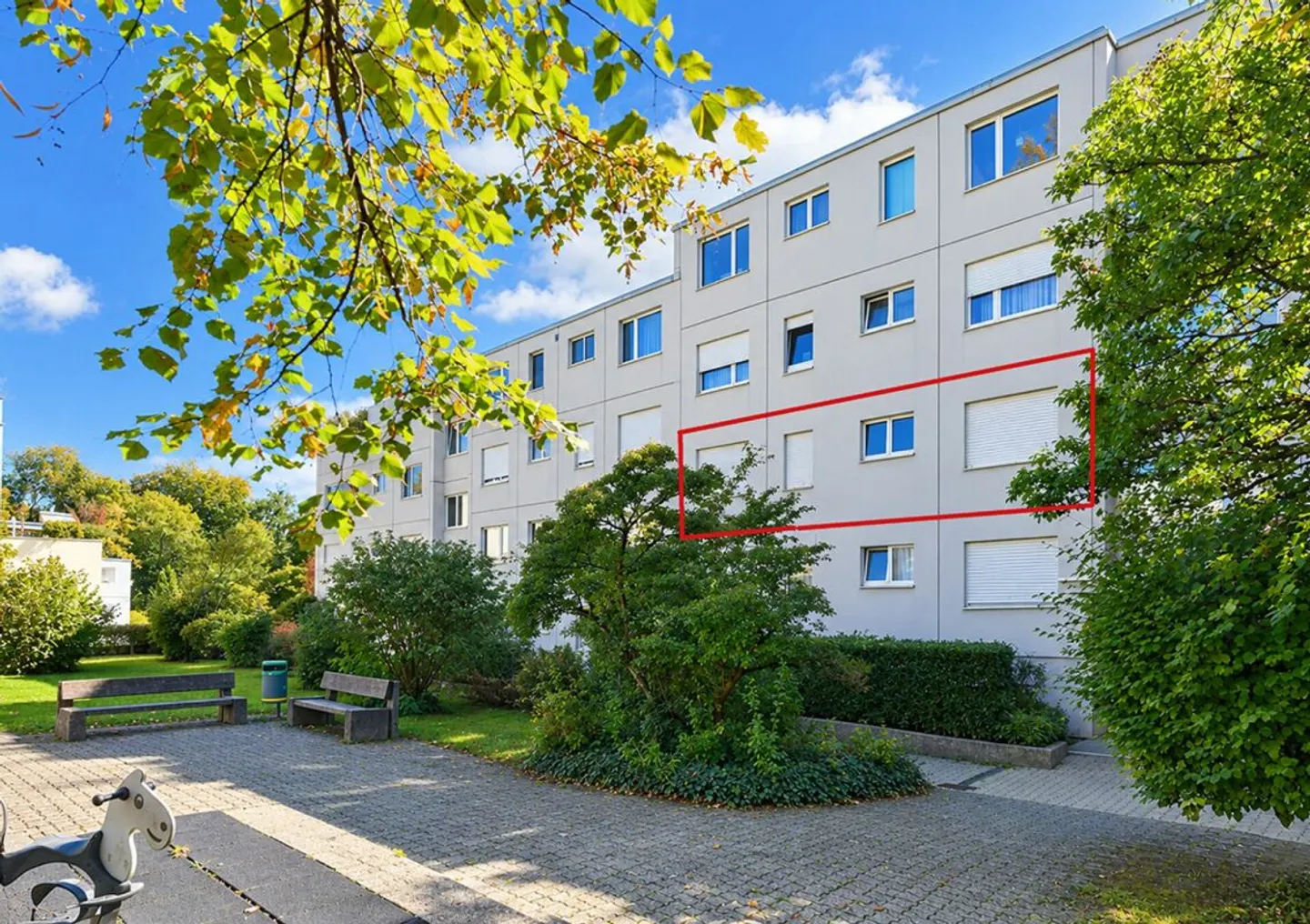 4.5-Zimmer Etagenwohnung an ruhiger Lage mit herrlichem Blick ins Grüne - Foto 8 di 9