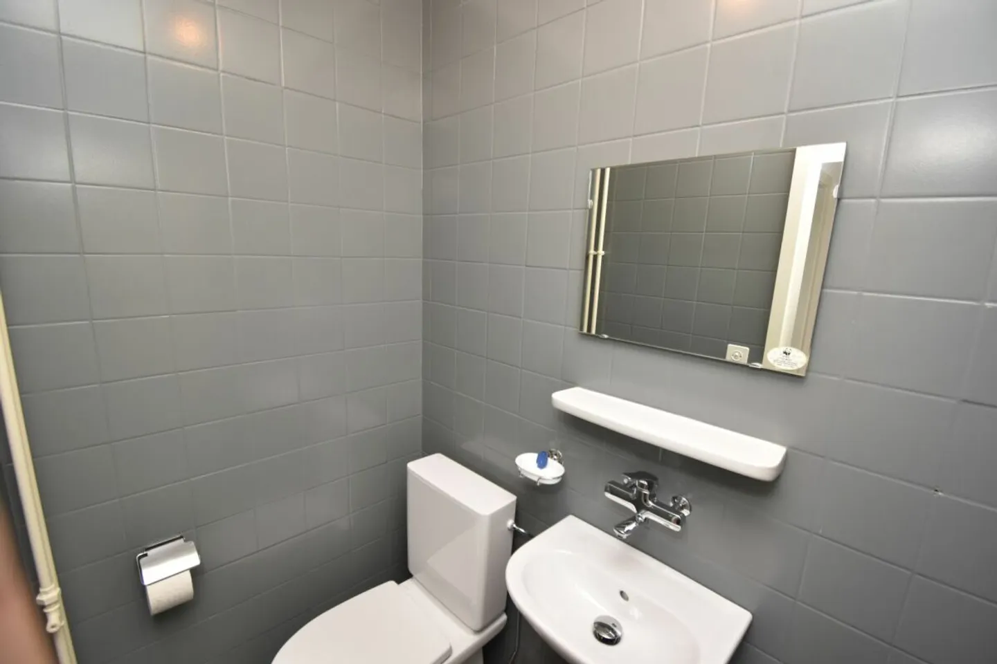 2,5 pièces entièrement rénové - Photo 7 of 9