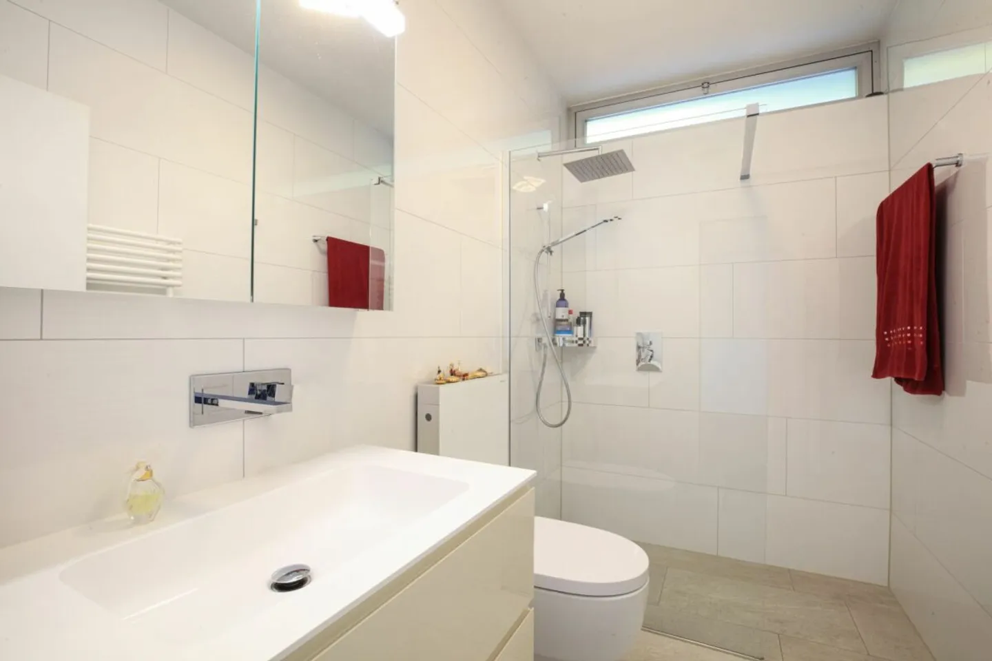 ASCONA - Bright and Cozy Apartment in the Green - Photo 8 of 13