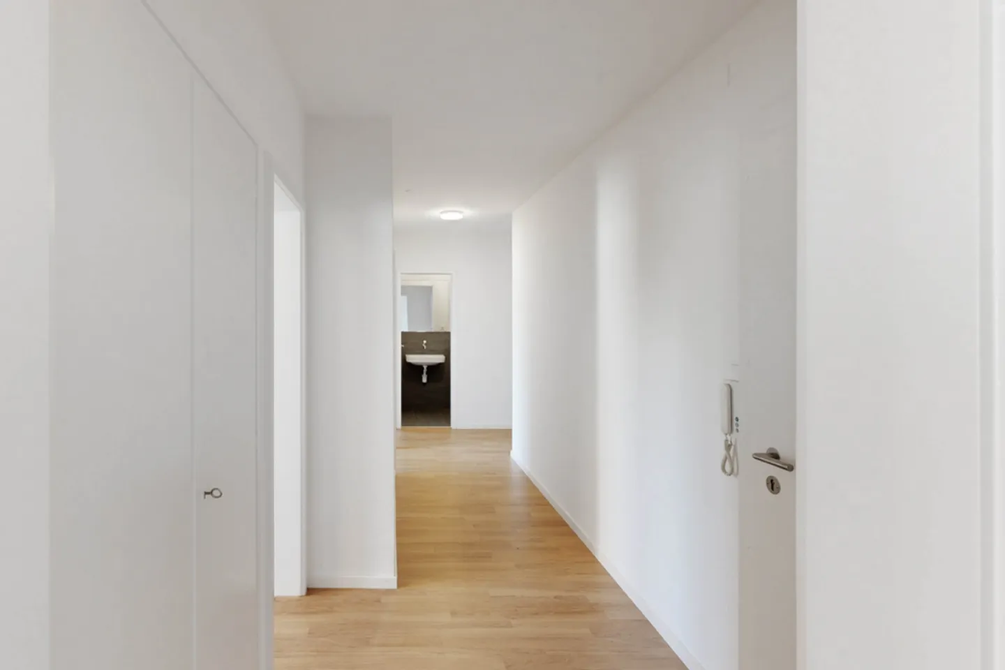 Appartamento luminoso con lavatrice - Foto 7 di 12