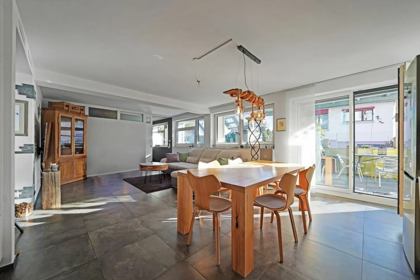 Condominio moderno di 2,5 stanze PLUS con giardino - Foto 3 di 13