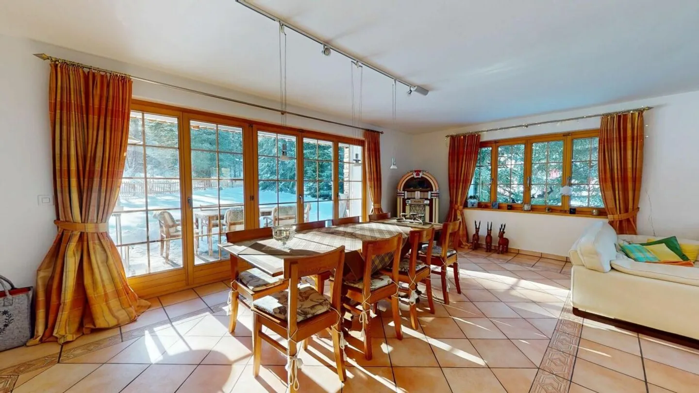 Ferienhaus mit idyllischem Garten und viel Platz - Foto 3 di 13