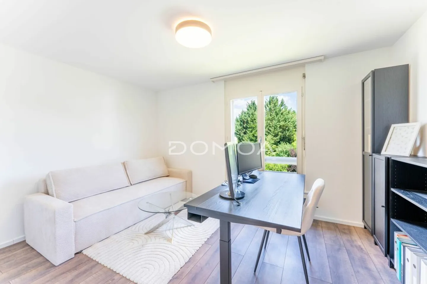 Renovated 4.5-room penthouse with large terrace - Brightness, charm, and comfort! - Photo 10 of 12