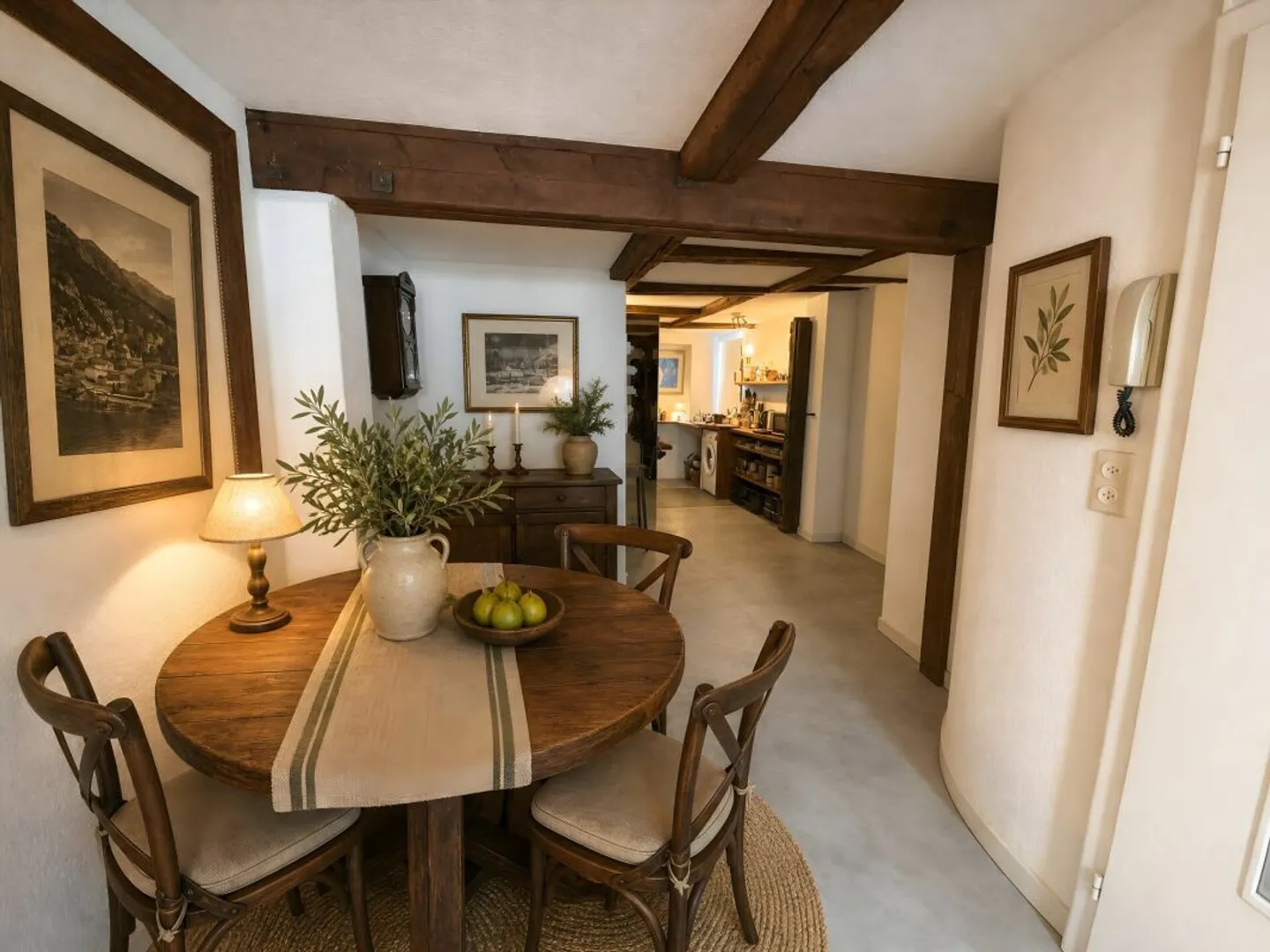 Casa storica con carattere e opportunità - Foto 4 di 13