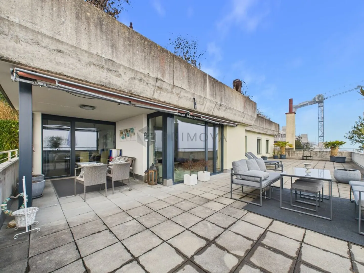 Ici vit la vue - Spacieux maison de terrasse de 5,5 pièces sur la pente sud - Photo 12 sur 13