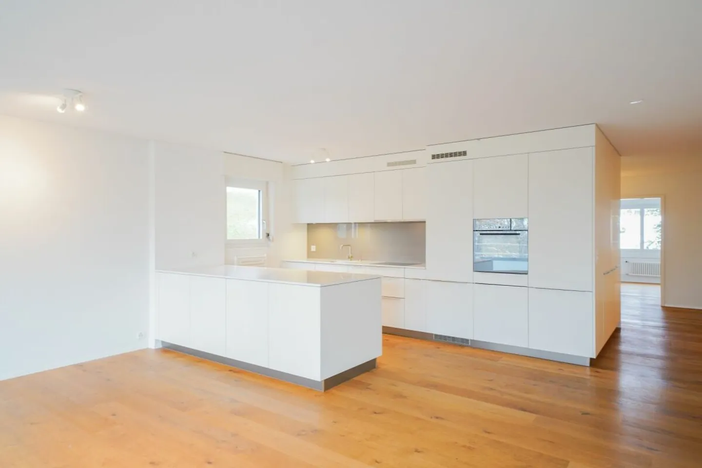 Appartamento moderno in posizione centrale - Foto 1 di 9