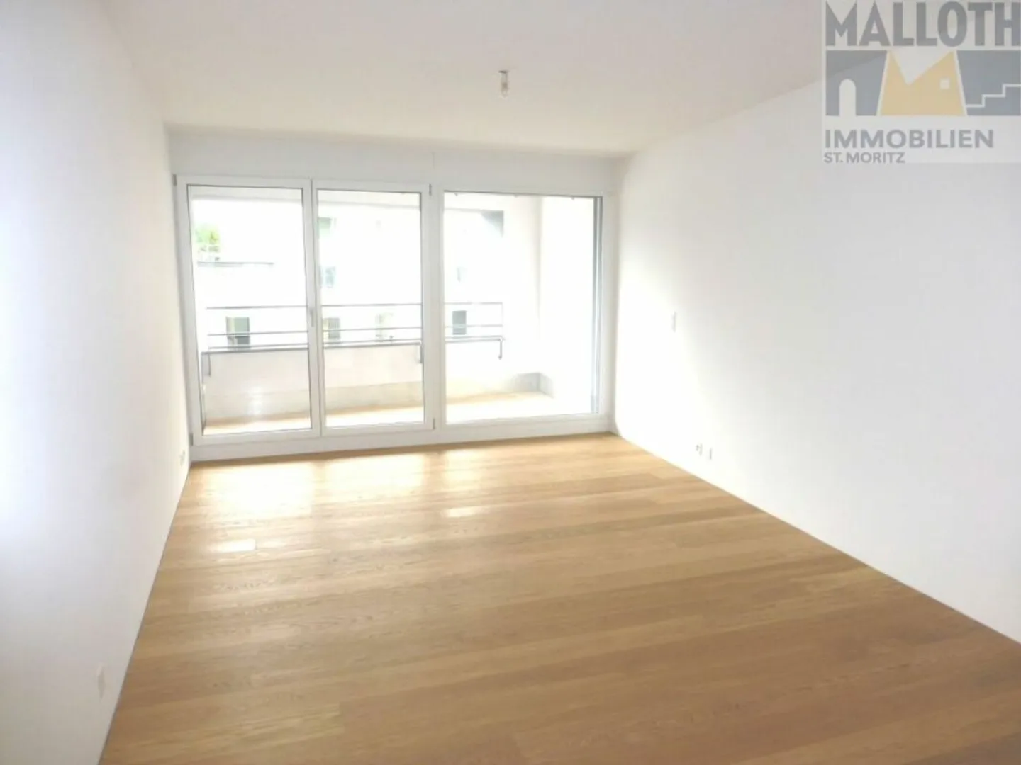 Large First Apartment in Central St. Moritz - Bad - Photo 3 of 12