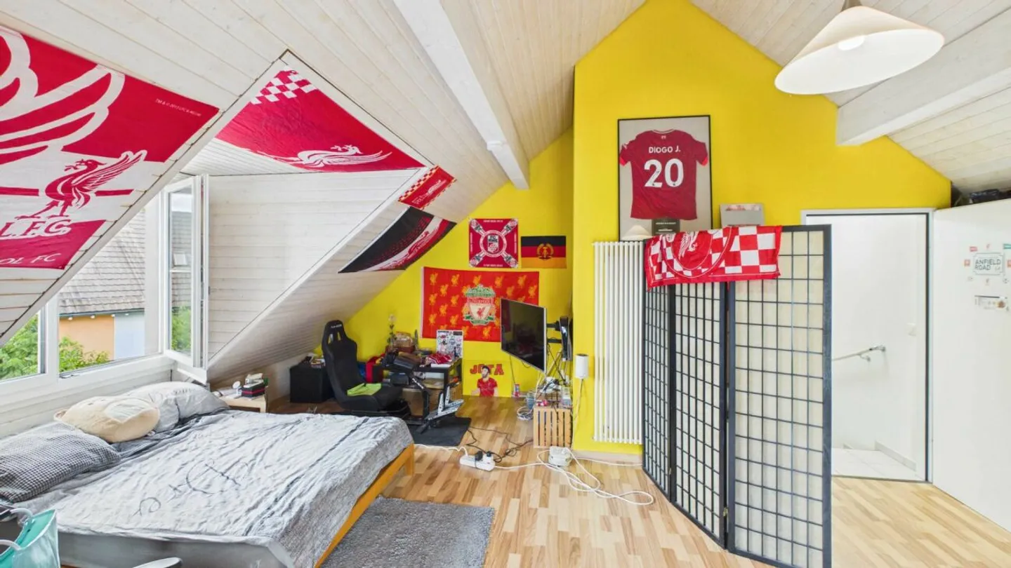 Eckhaus mit 5.5 Zimmer an ruhiger Lage - Photo 10 sur 11
