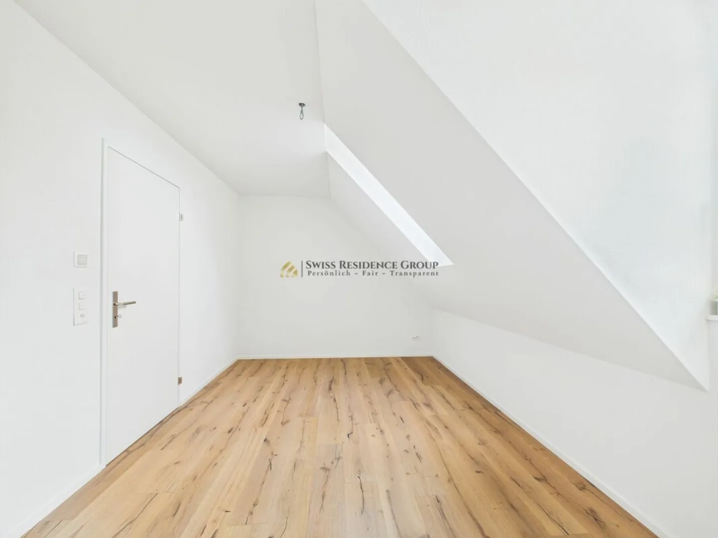 Exklusiver Erstbezug - 3.5-Zimmer-Neubauwohnung mit Loggia, Klimaanlage &amp; Premium-Ausstattung - Photo 8 of 13