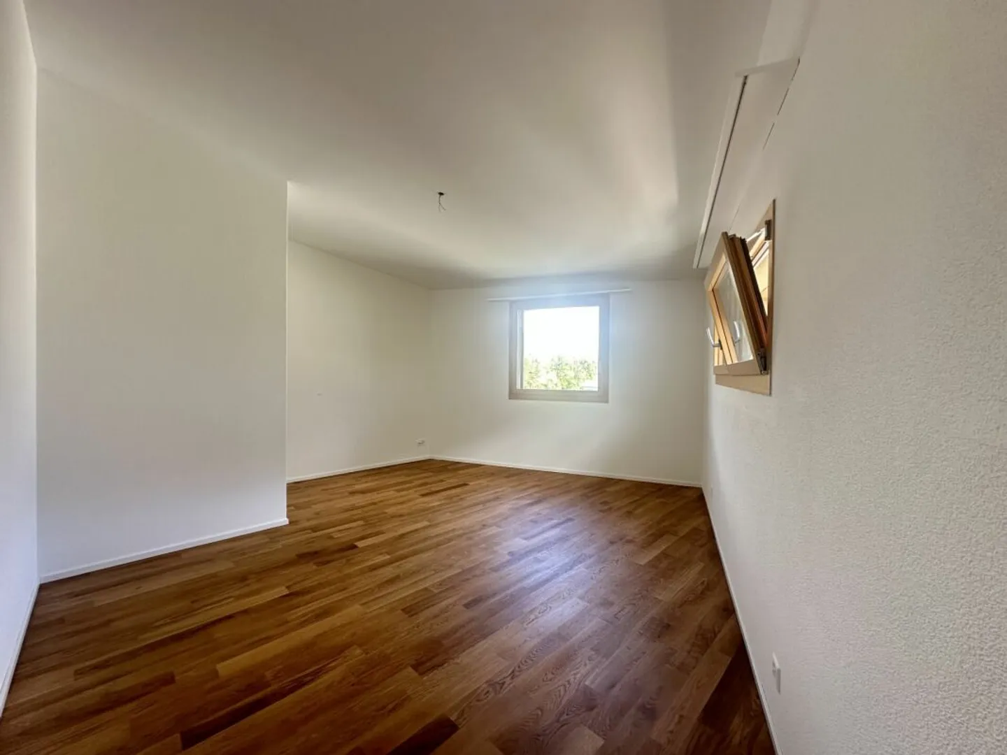 Hochwertige Dachwohnung mit Weitblick und Ruhe - Foto 6 di 12