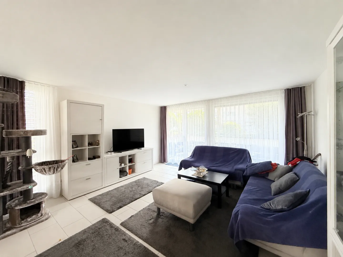 Grosszügige 4.5 Zimmer Wohnung in Aarwangen - Foto 3 di 13