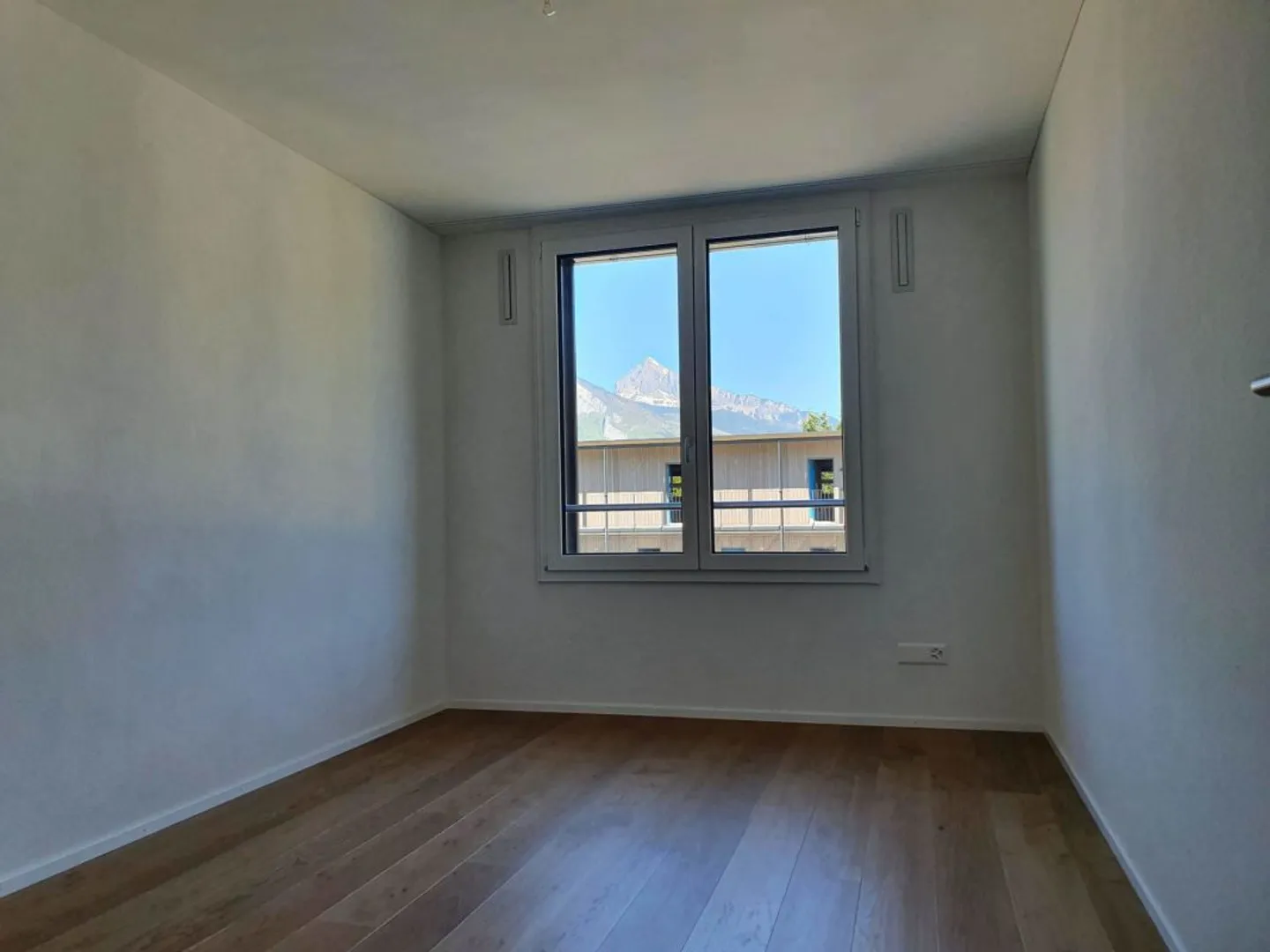 Appartamento luminoso e spazioso di 3,5 locali - Foto 5 di 11