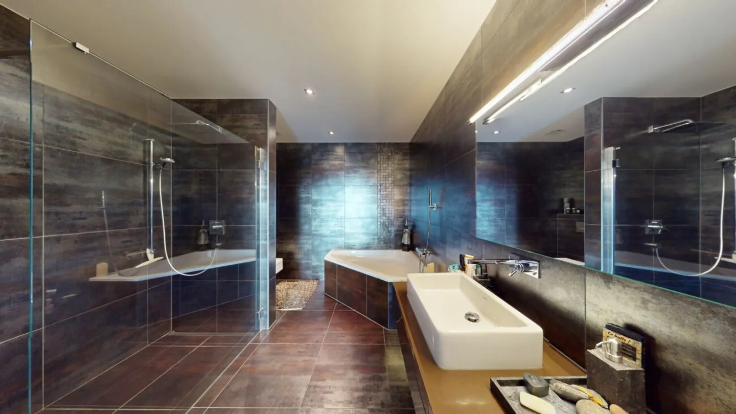 Stilvolle 4.5-Zimmer-Terrassenwohnung - Foto 10 von 13