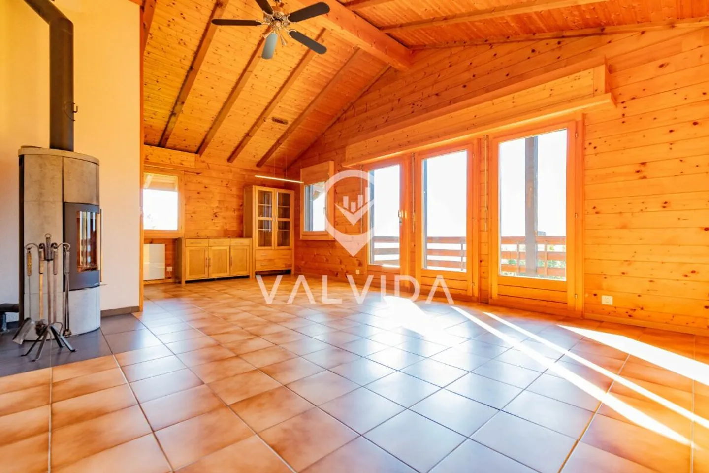 Chalet charmant avec vue spectaculaire au-dessus de Varen - paix, confort et nature pure - Photo 1 sur 13