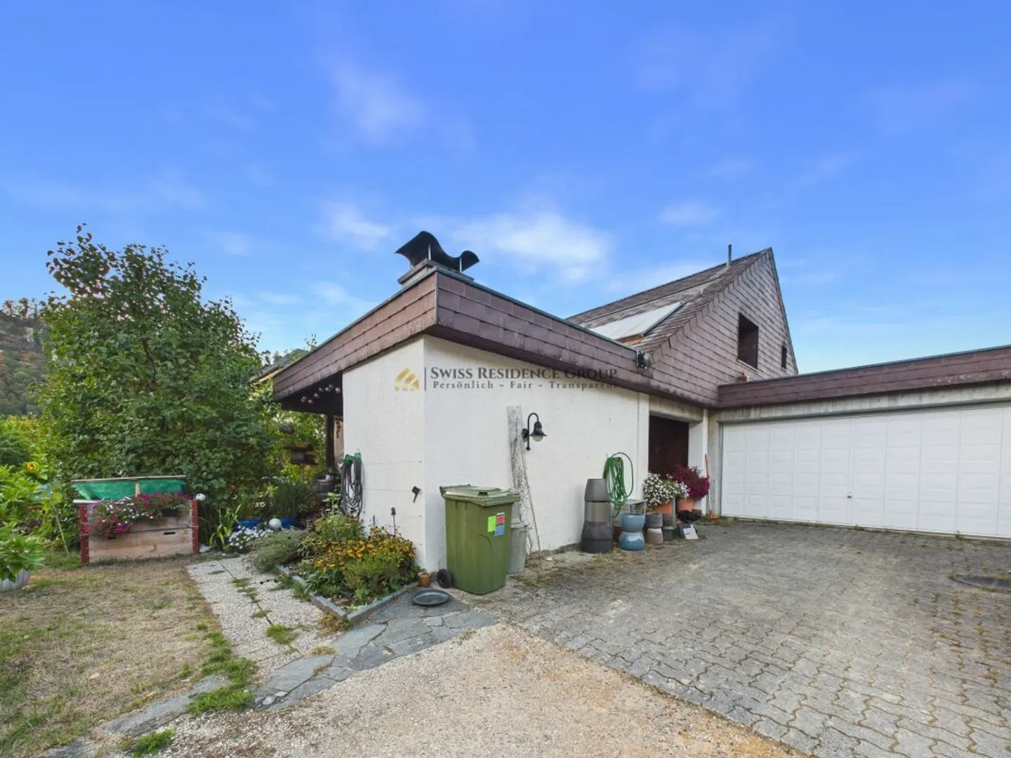 Einfamilienhaus mit Garten- ideal für Gartenliebhaber - Photo 1 of 13