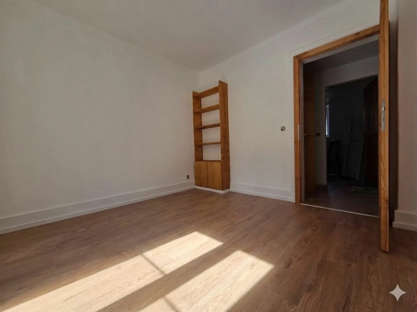 Appartement de 2.5 pièces refait à neuf ! - Photo 8 of 9