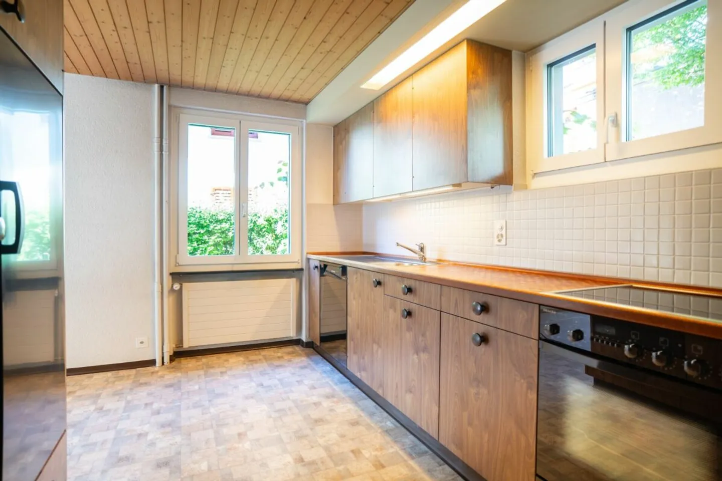 Charmantes 5.5 Zimmer Reihen-Eckhaus an toller Lage - Photo 6 of 13