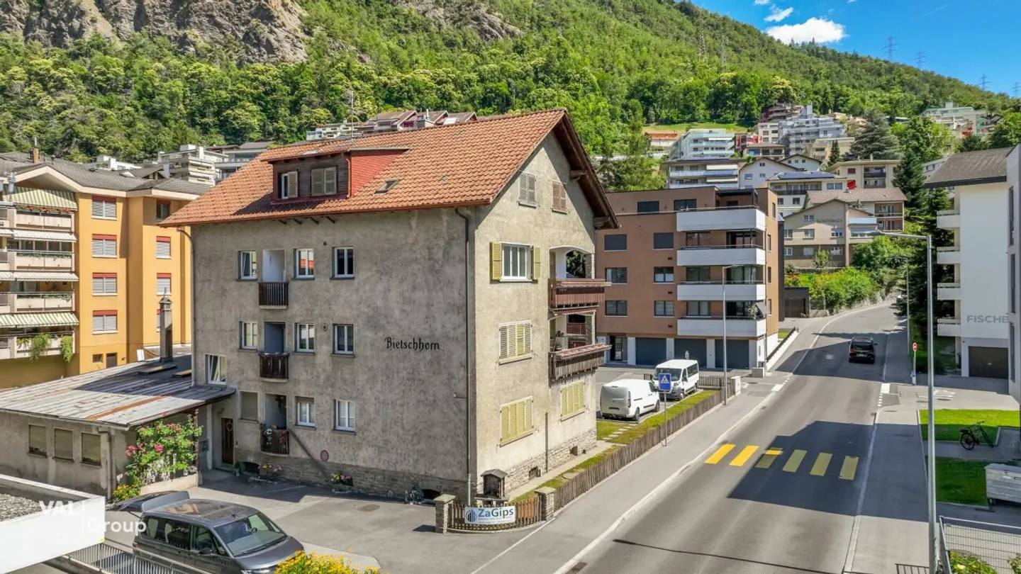 Appartamento moderno ristrutturato di 4,5 stanze nel cuore di Visp - Foto 11 di 13