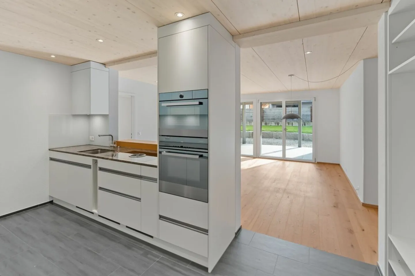 sonnige und moderne 3.5 Zimmer Gartenwohnung - Foto 3 von 10