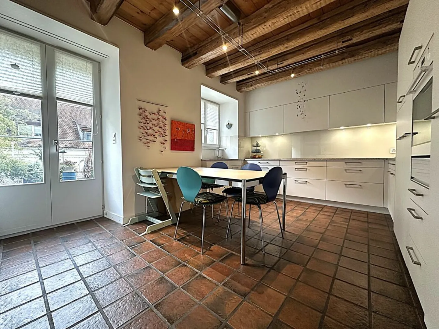 Edificio residenziale e commerciale nel centro di Glarus - Foto 3 di 13