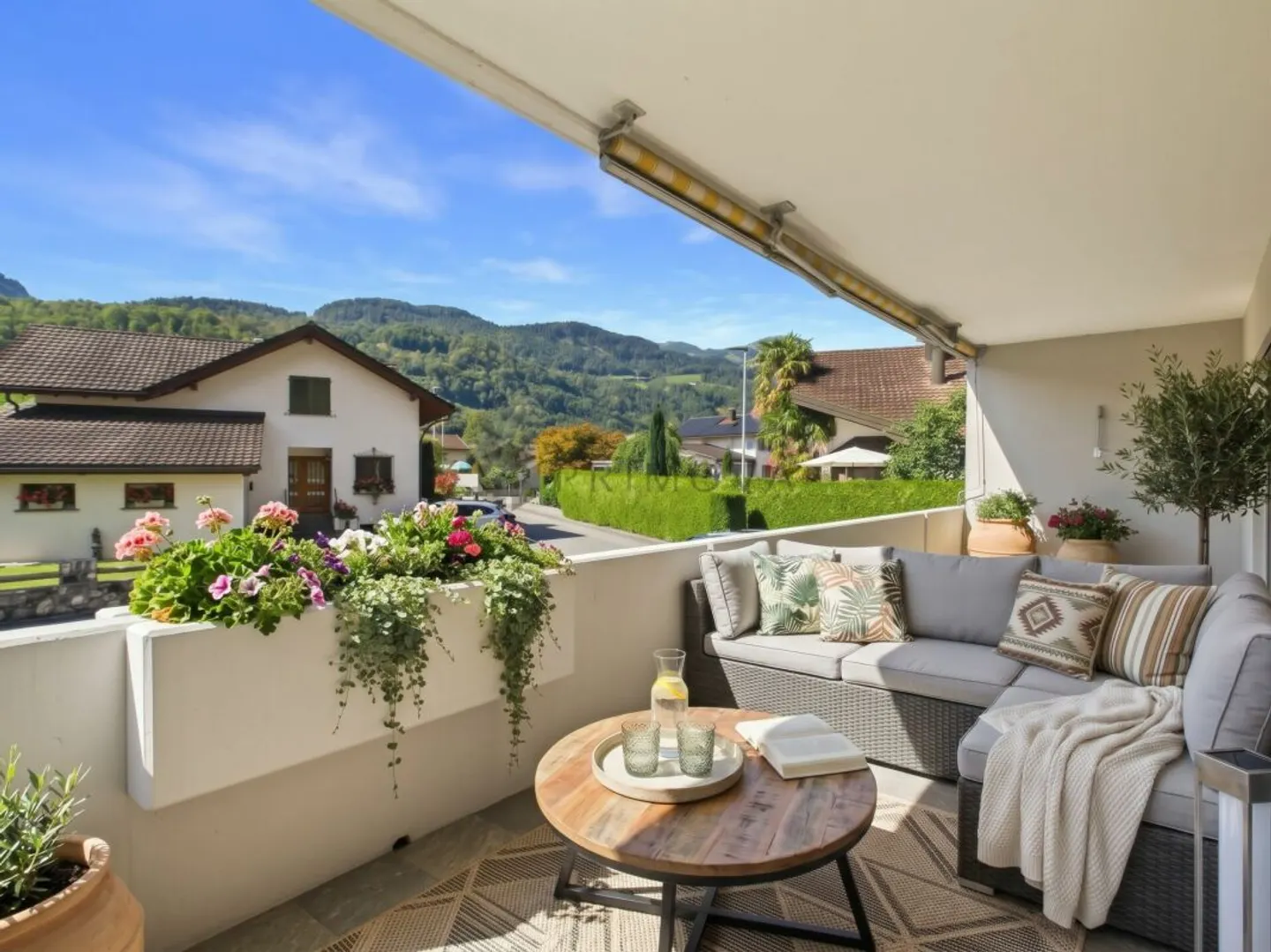 Einfamilienhaus mit Einliegerwohnung in Heiligkreuz (Mels) - Foto 3 di 13